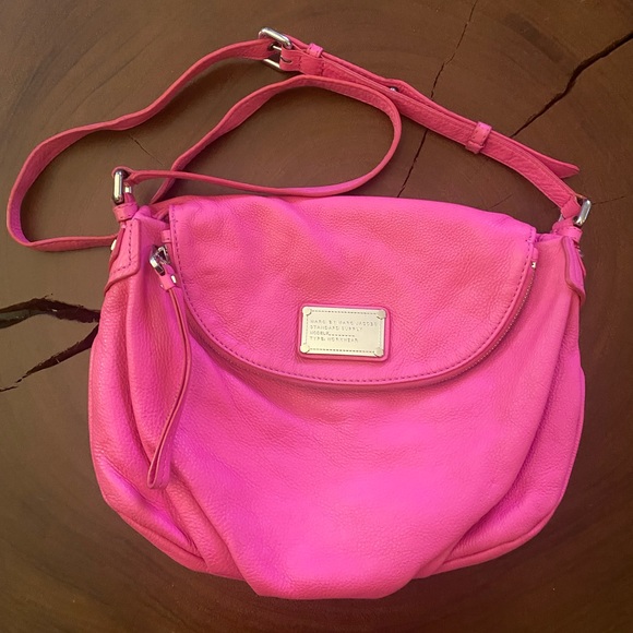 Marc Jacobs Handbags - MARC BY MARC JACOBS Classic Q NATASHA Pink Leather Crossbody Purse HandBag